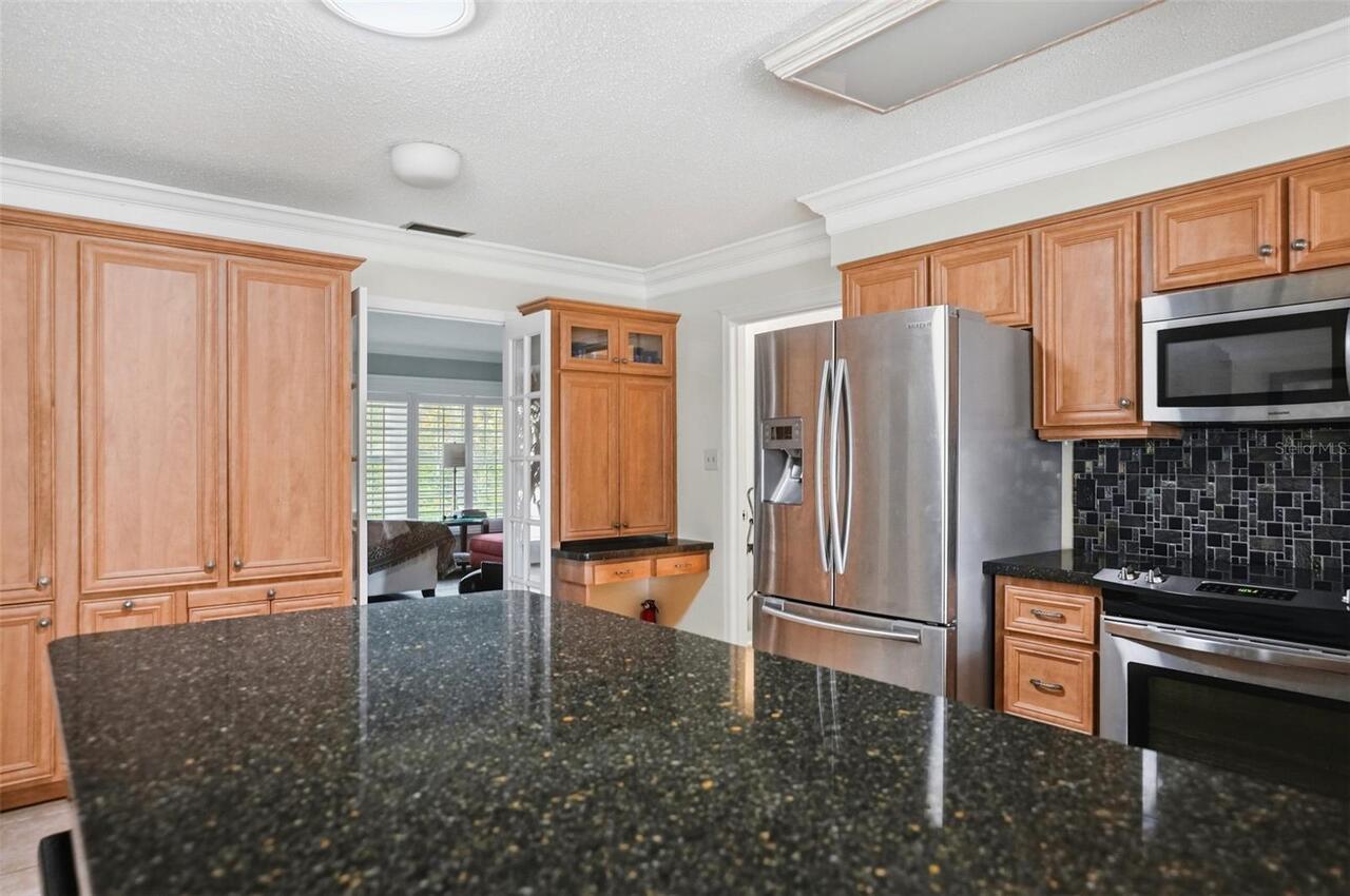 Listing Photo 11