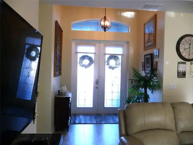 Listing Photo 6