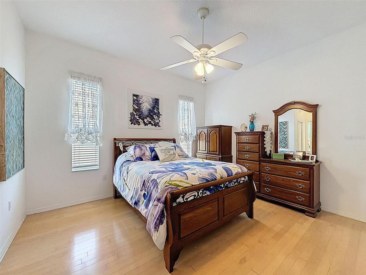 Listing Photo 17