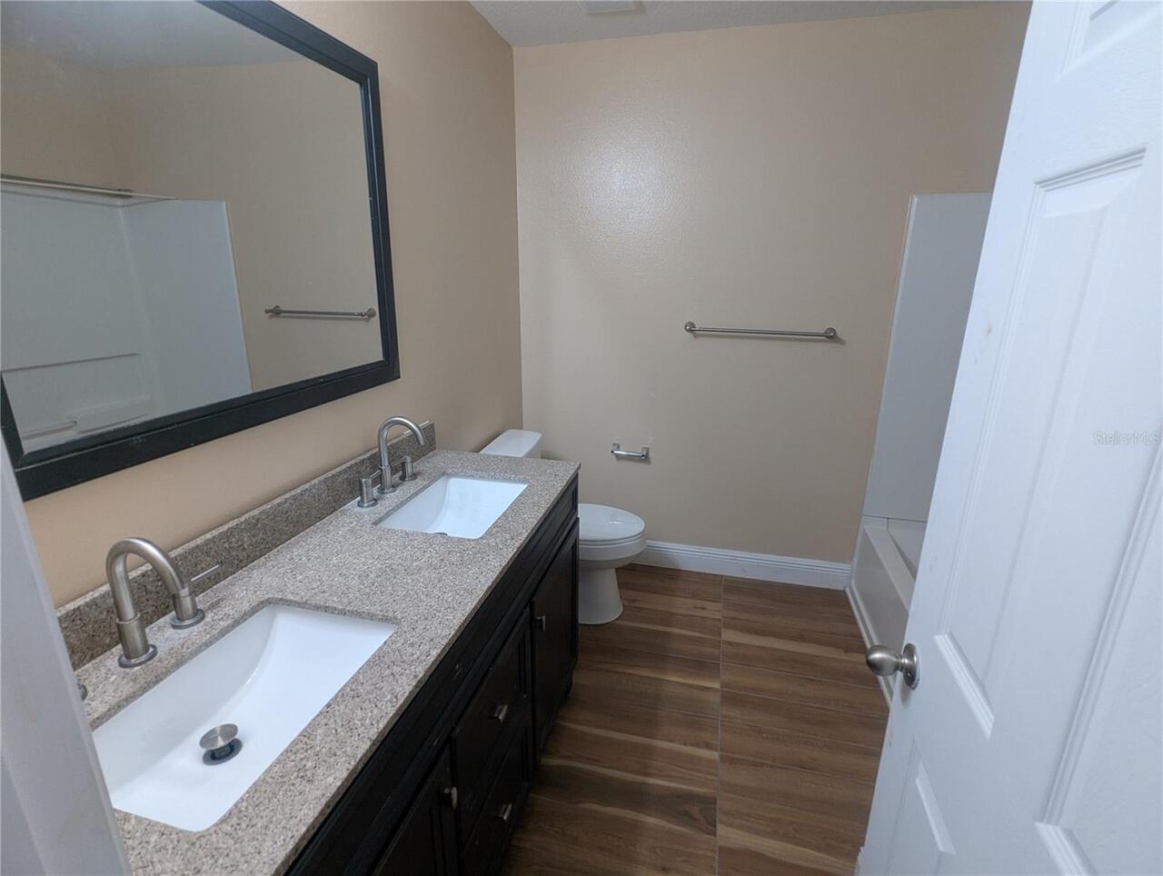 Listing Photo 21