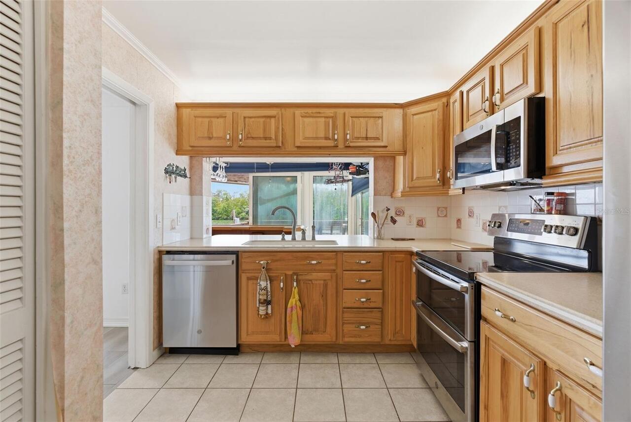 Listing Photo 42