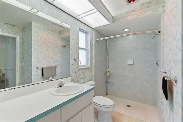 Listing Photo 52