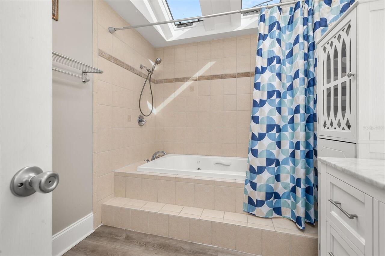 Listing Photo 31