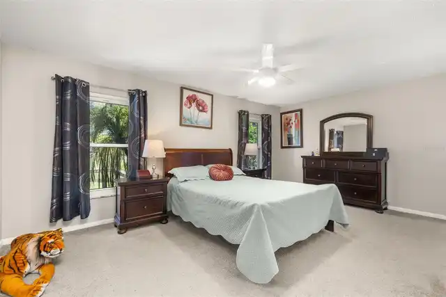 Listing Photo 32
