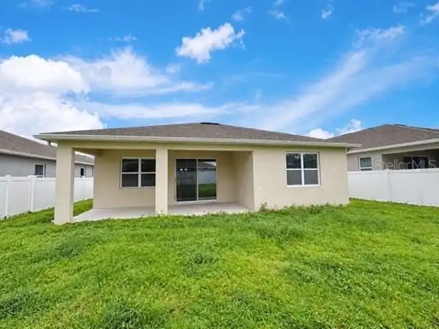Listing Photo 17