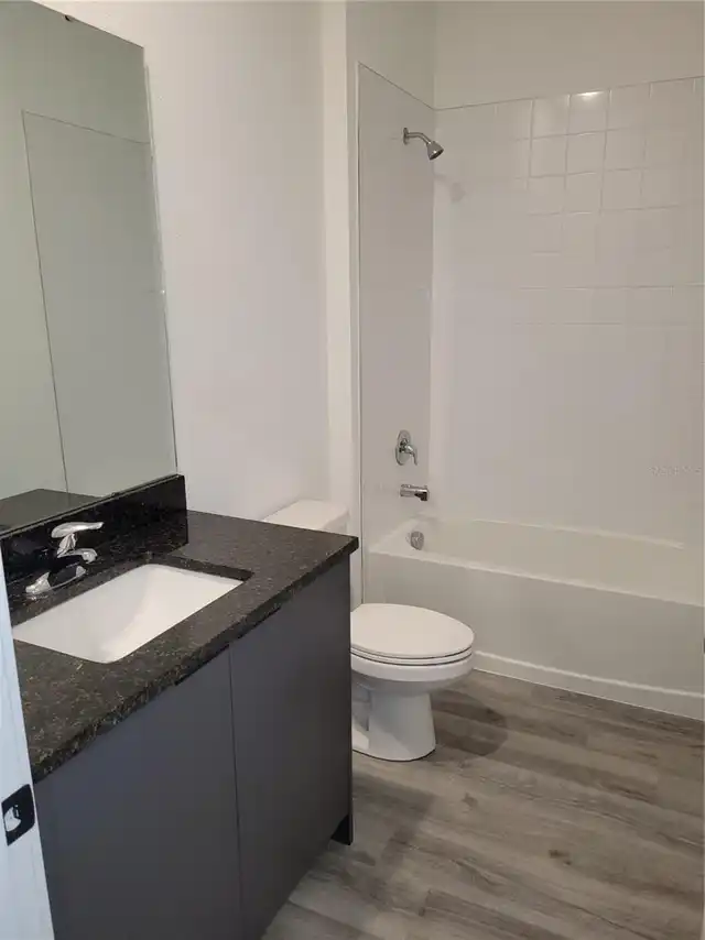 Listing Photo 13