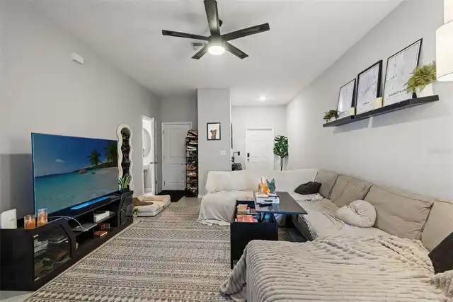 Listing Photo 7
