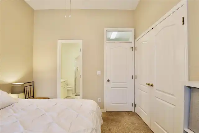 Listing Photo 17