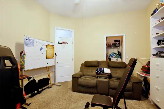 Listing Photo 25
