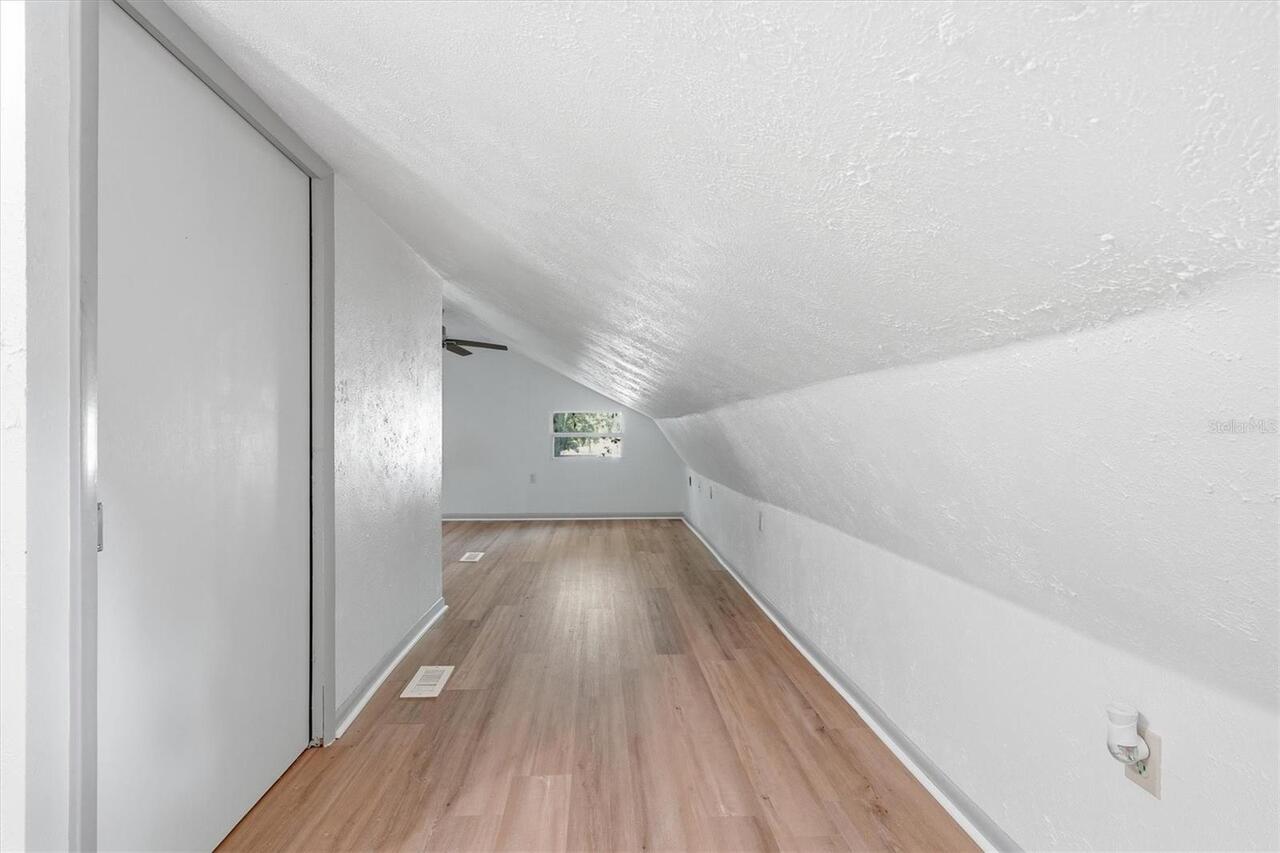 Listing Photo 24
