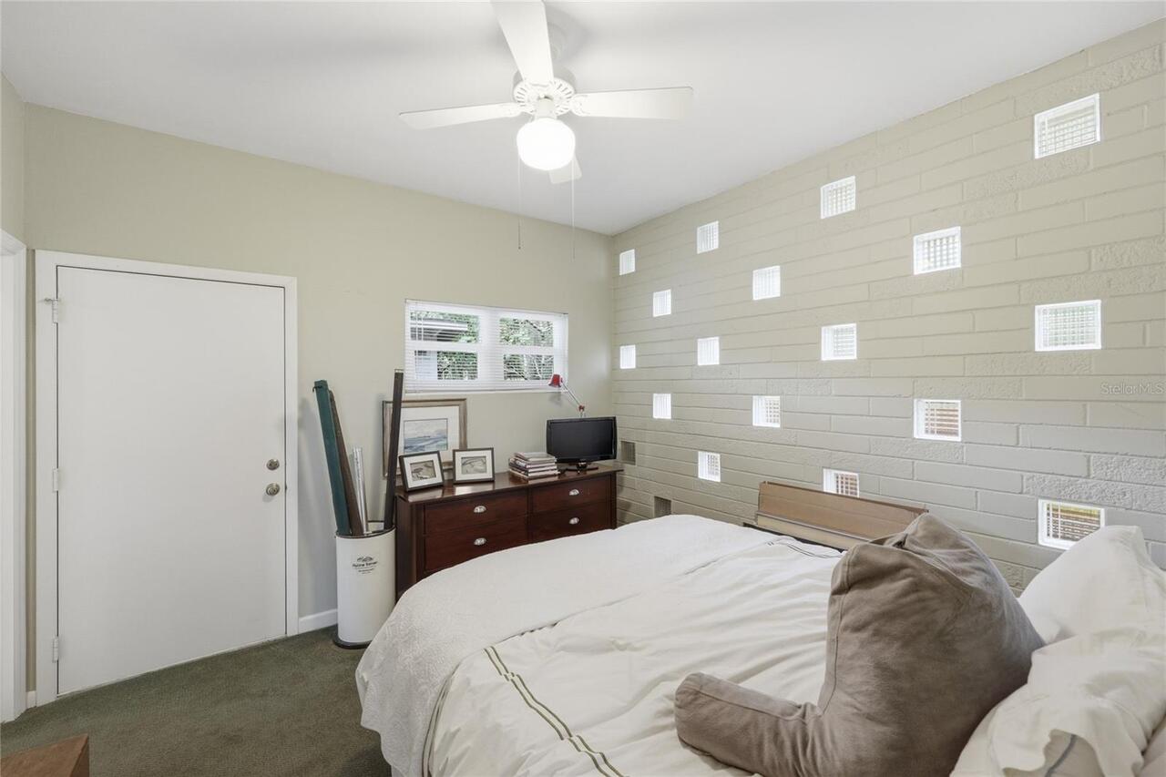 Listing Photo 32