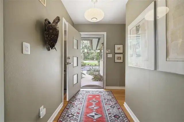 Listing Photo 7