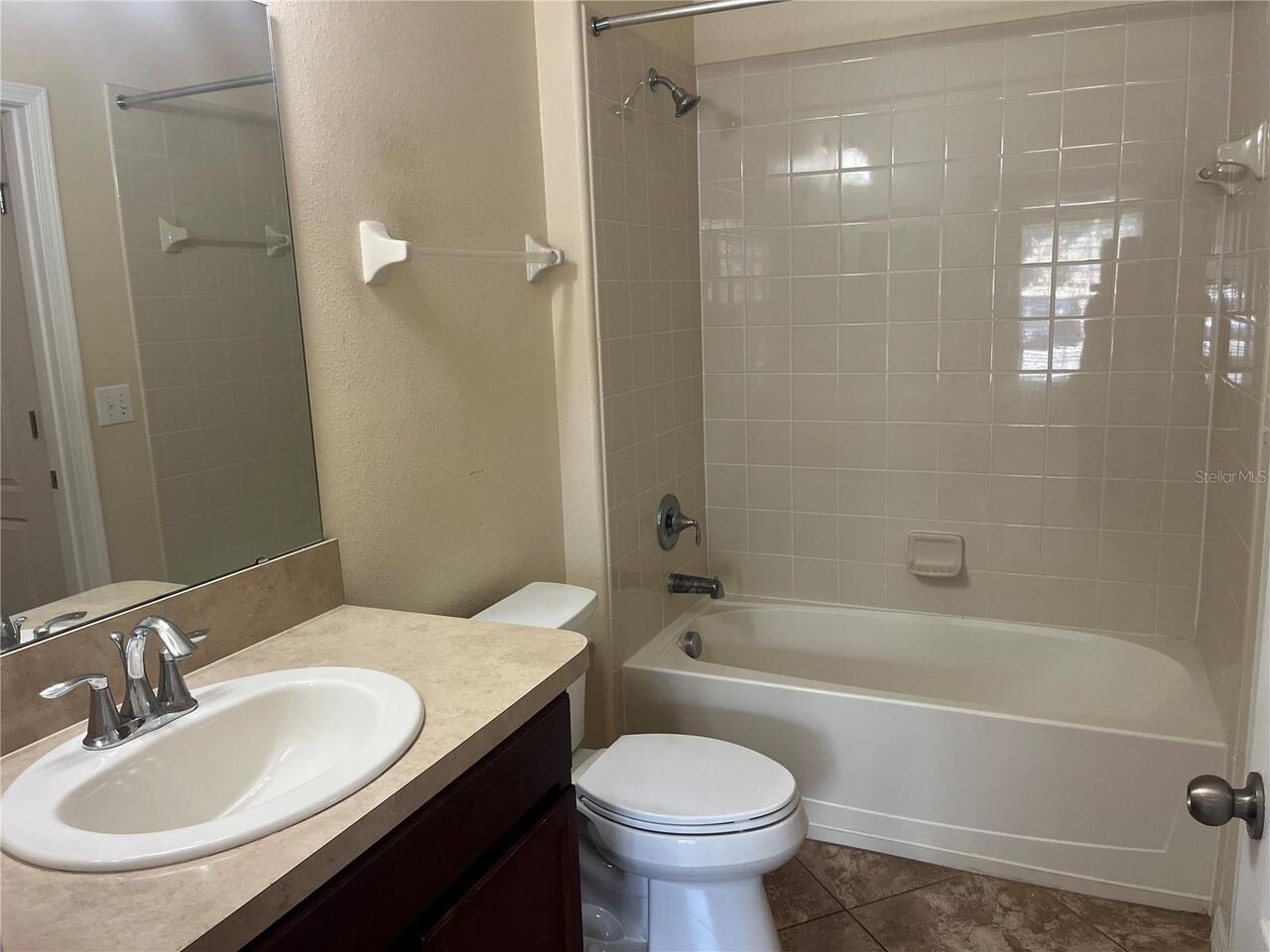 Listing Photo 9