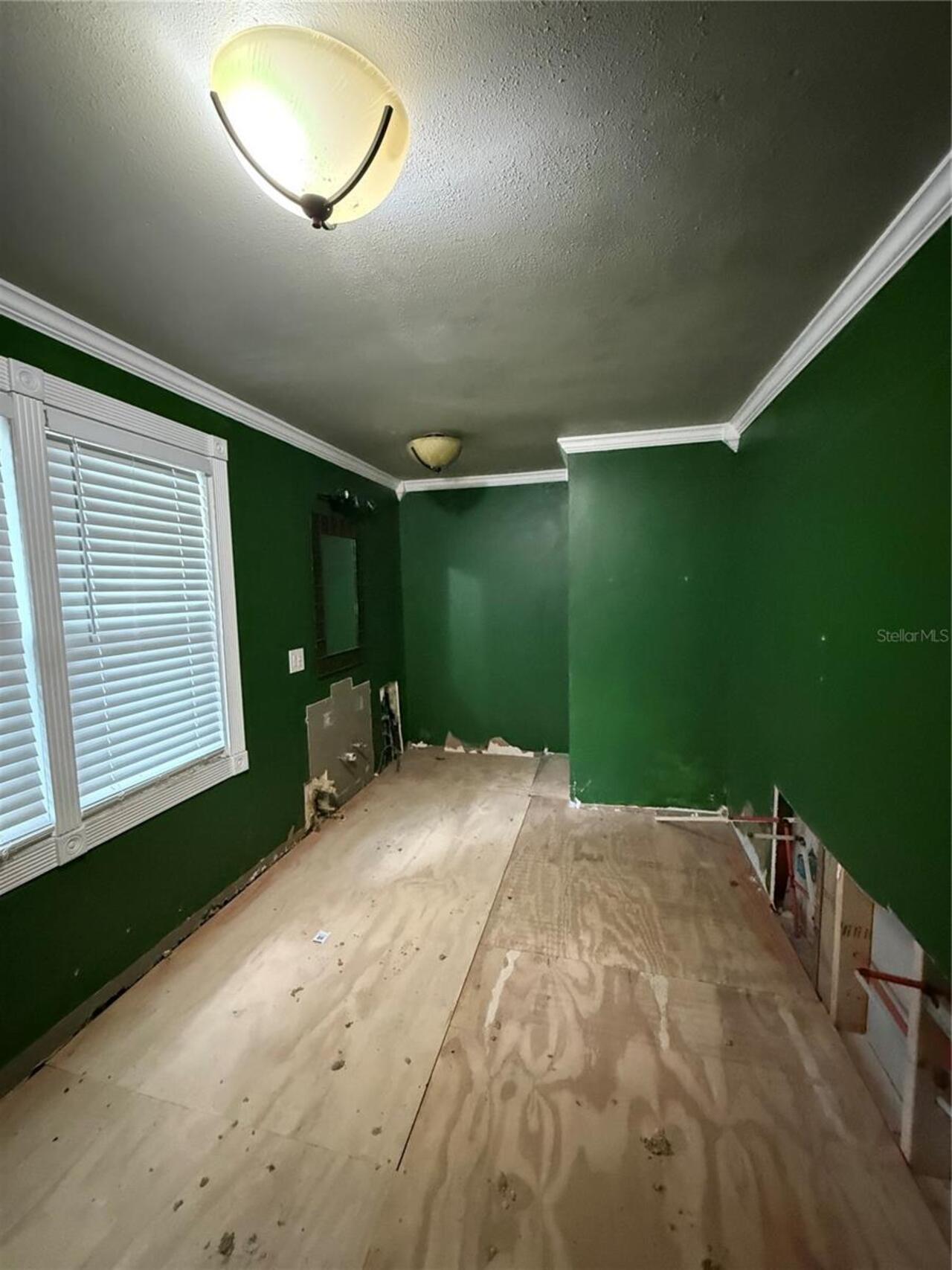 Listing Photo 8