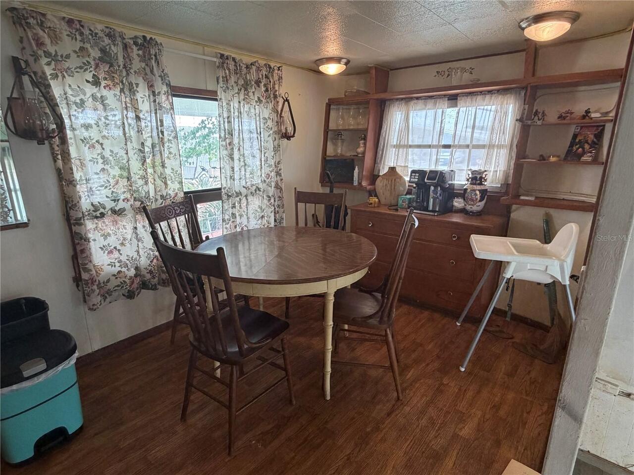 Listing Photo 10