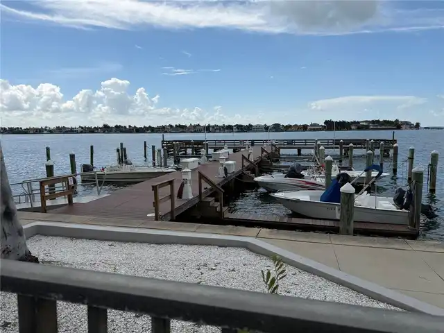 Listing Photo 11