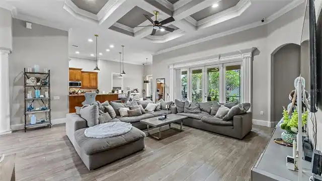 Listing Photo 7