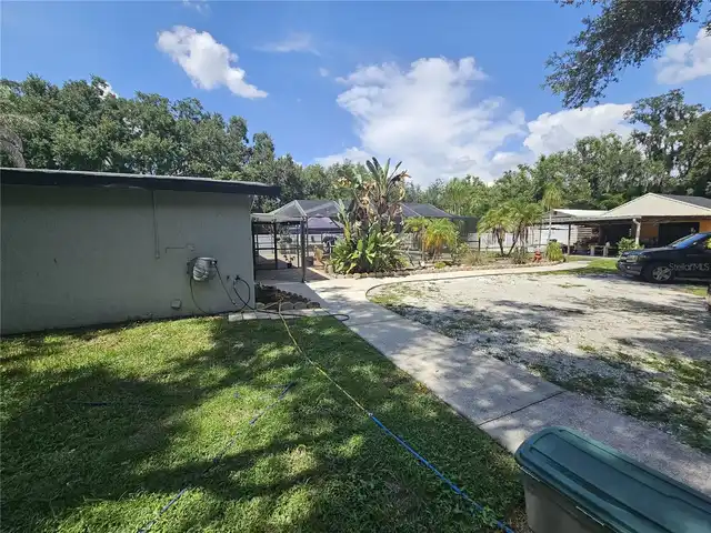 Listing Photo 11