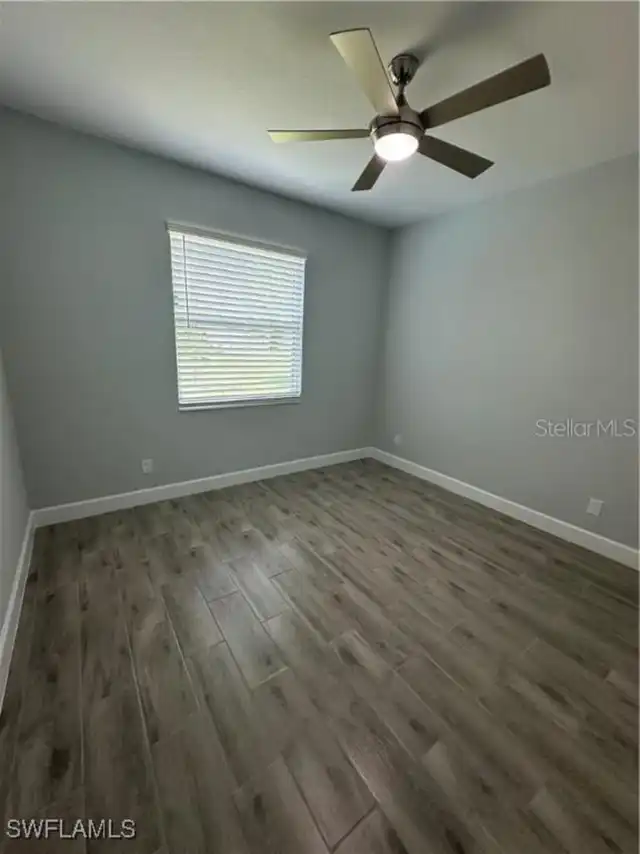 Listing Photo 6