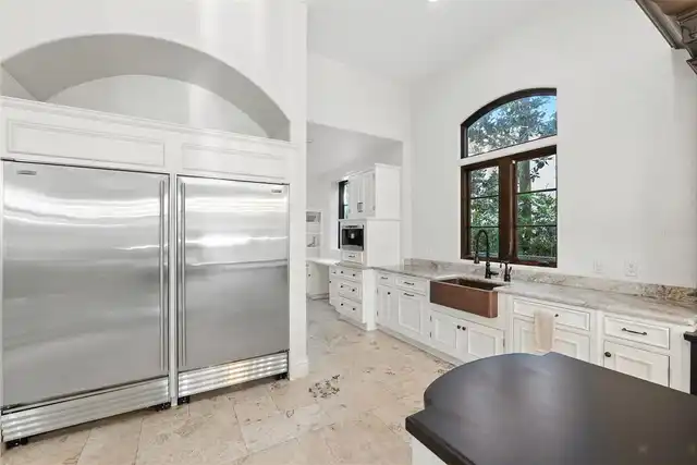Listing Photo 17