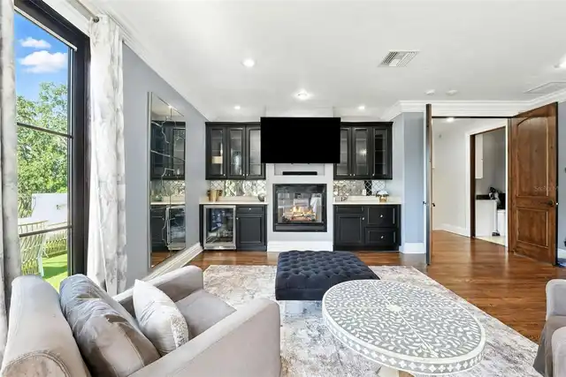 Listing Photo 35