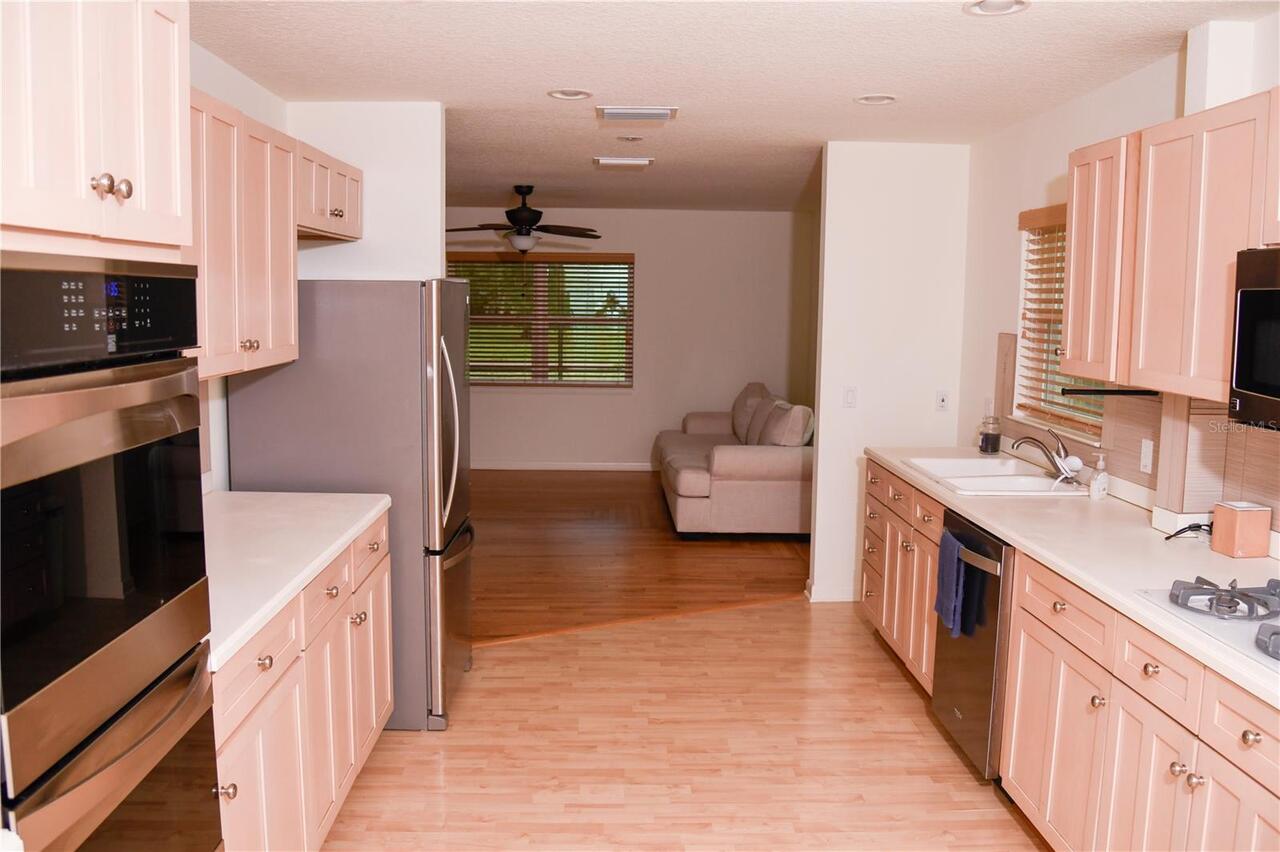 Listing Photo 6