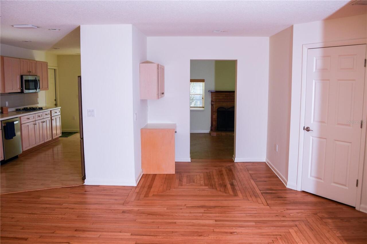 Listing Photo 16