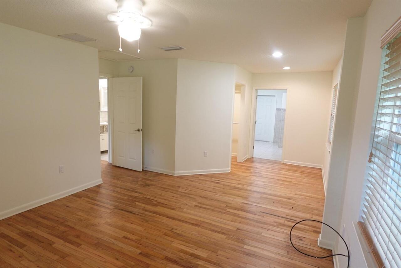 Listing Photo 32