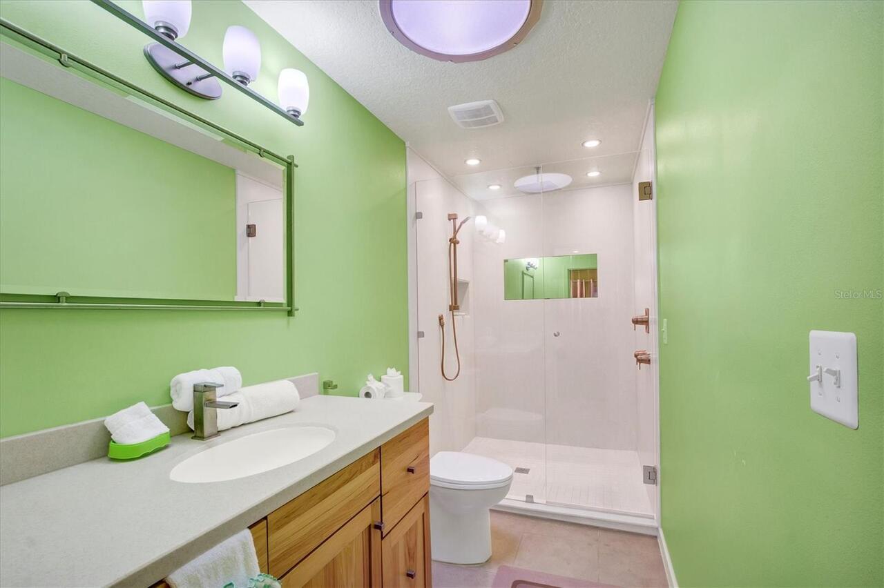Listing Photo 22