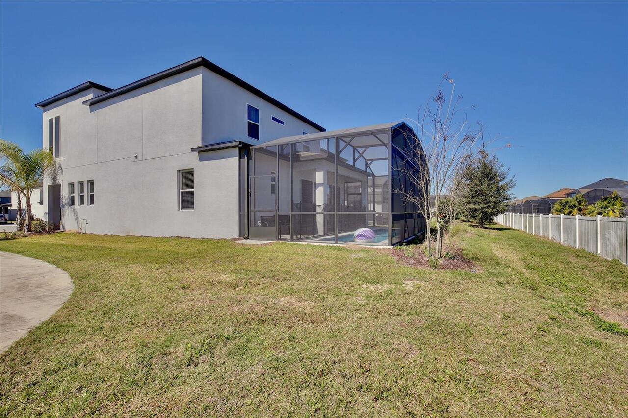 Listing Photo 32