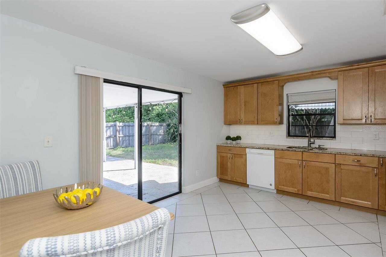 Listing Photo 12