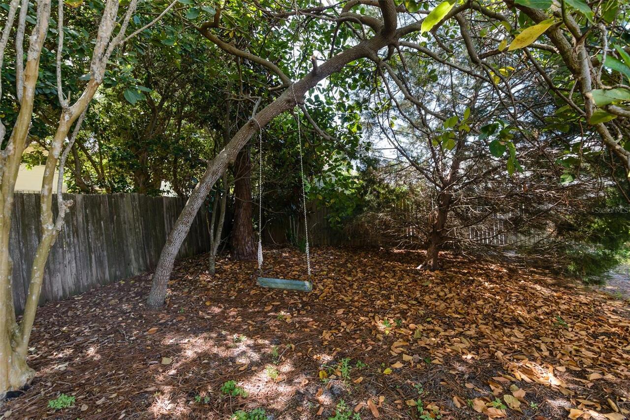 Listing Photo 33