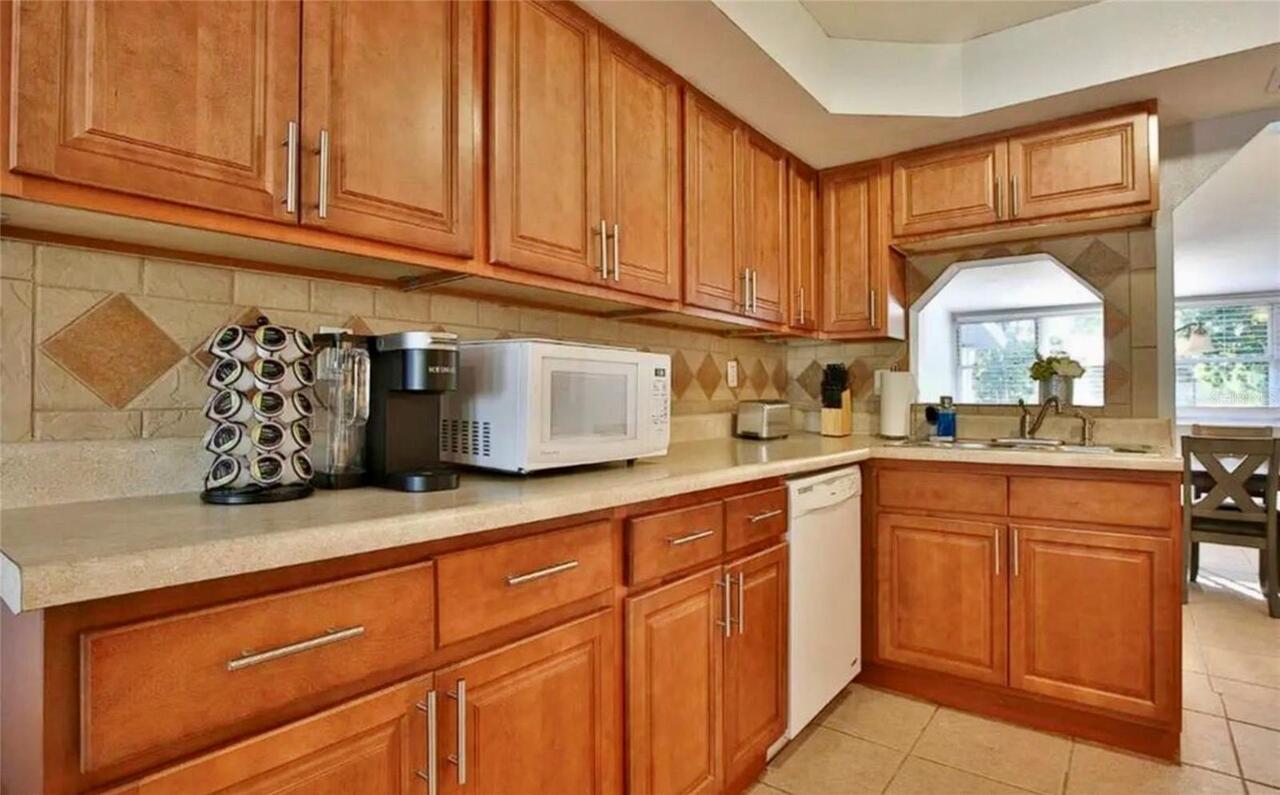 Listing Photo 7