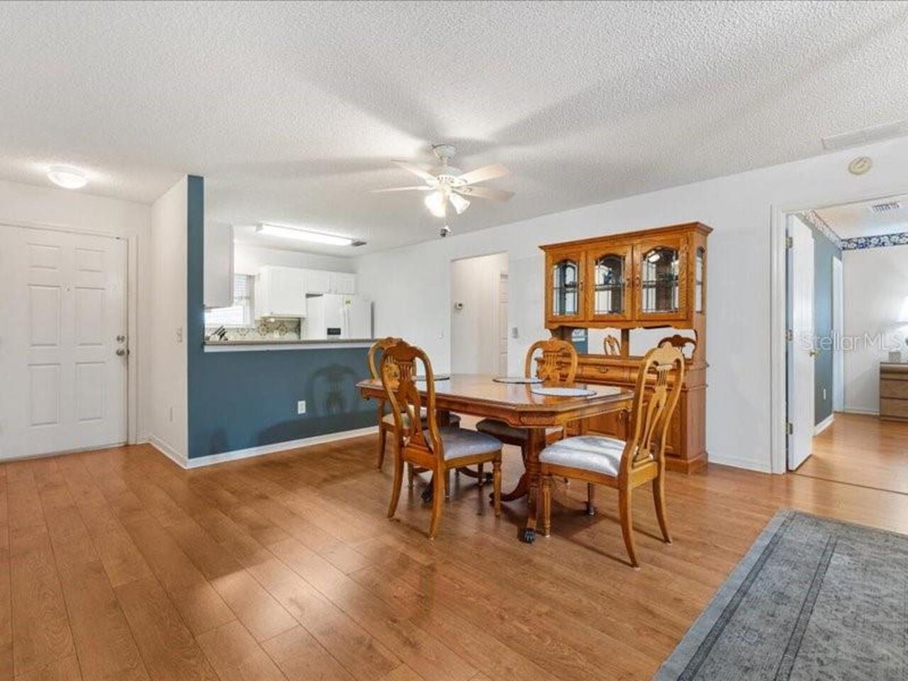 Listing Photo 10