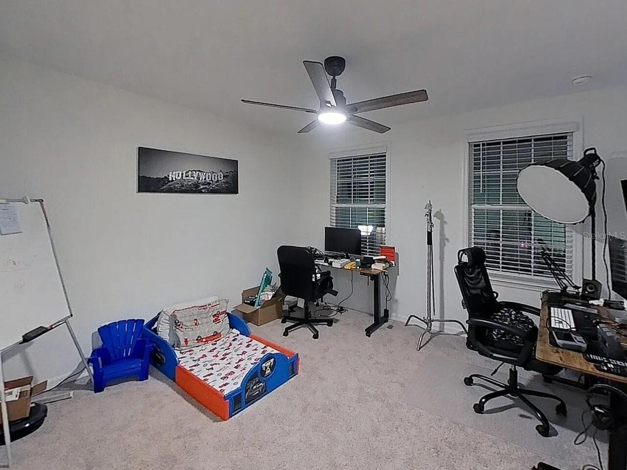 Listing Photo 11