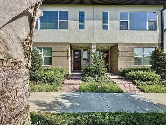 Listing Photo 17