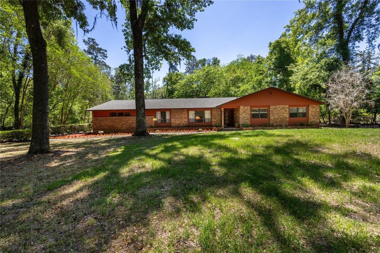Listing Photo 8