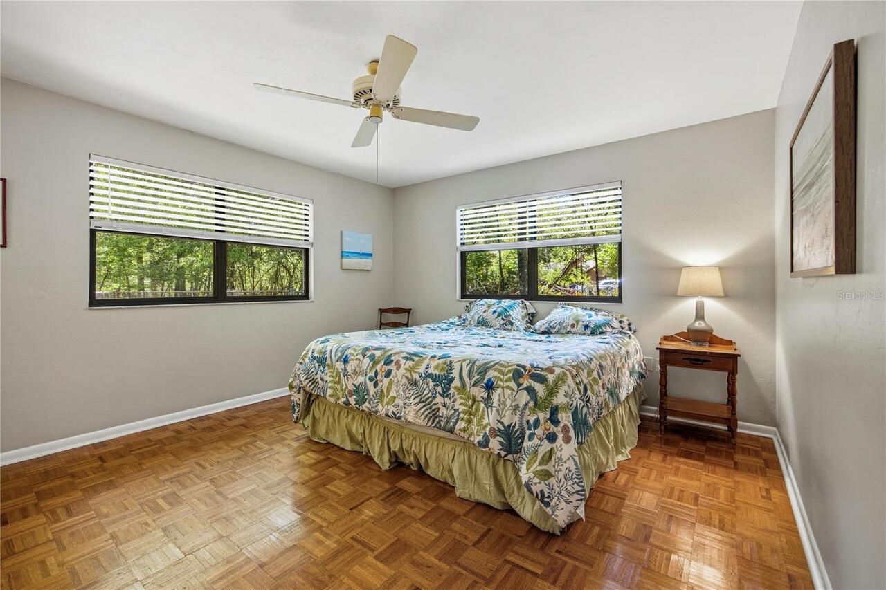 Listing Photo 33