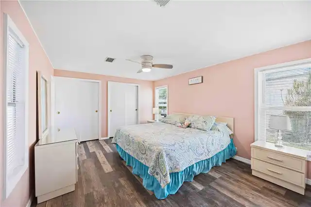 Listing Photo 23