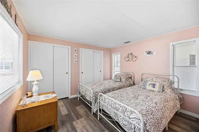 Listing Photo 28
