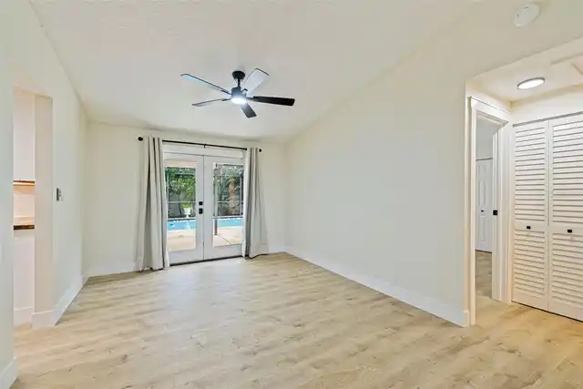 Listing Photo 13