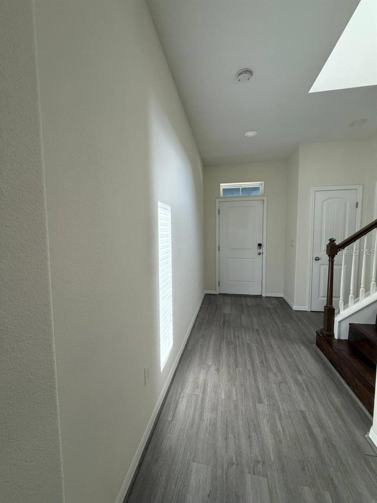 Listing Photo 11