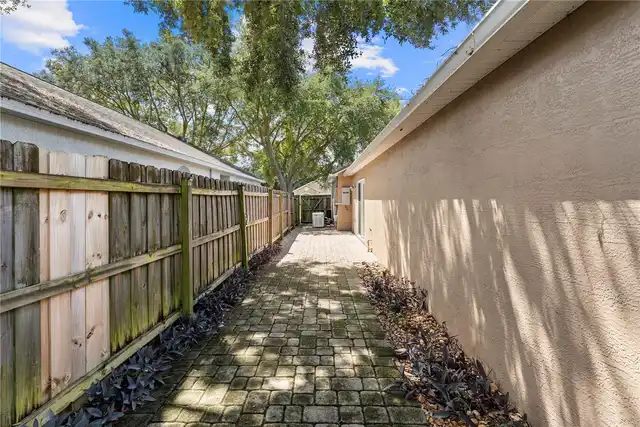 Listing Photo 22