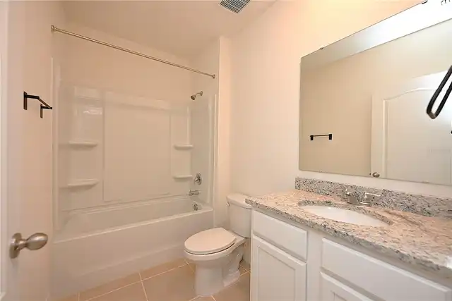 Listing Photo 32
