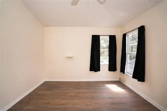 Listing Photo 28