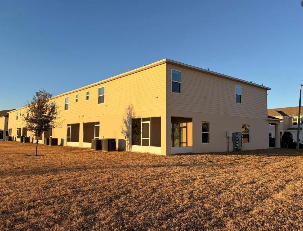 Listing Photo 17