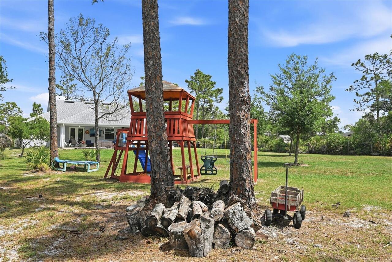 Listing Photo 43