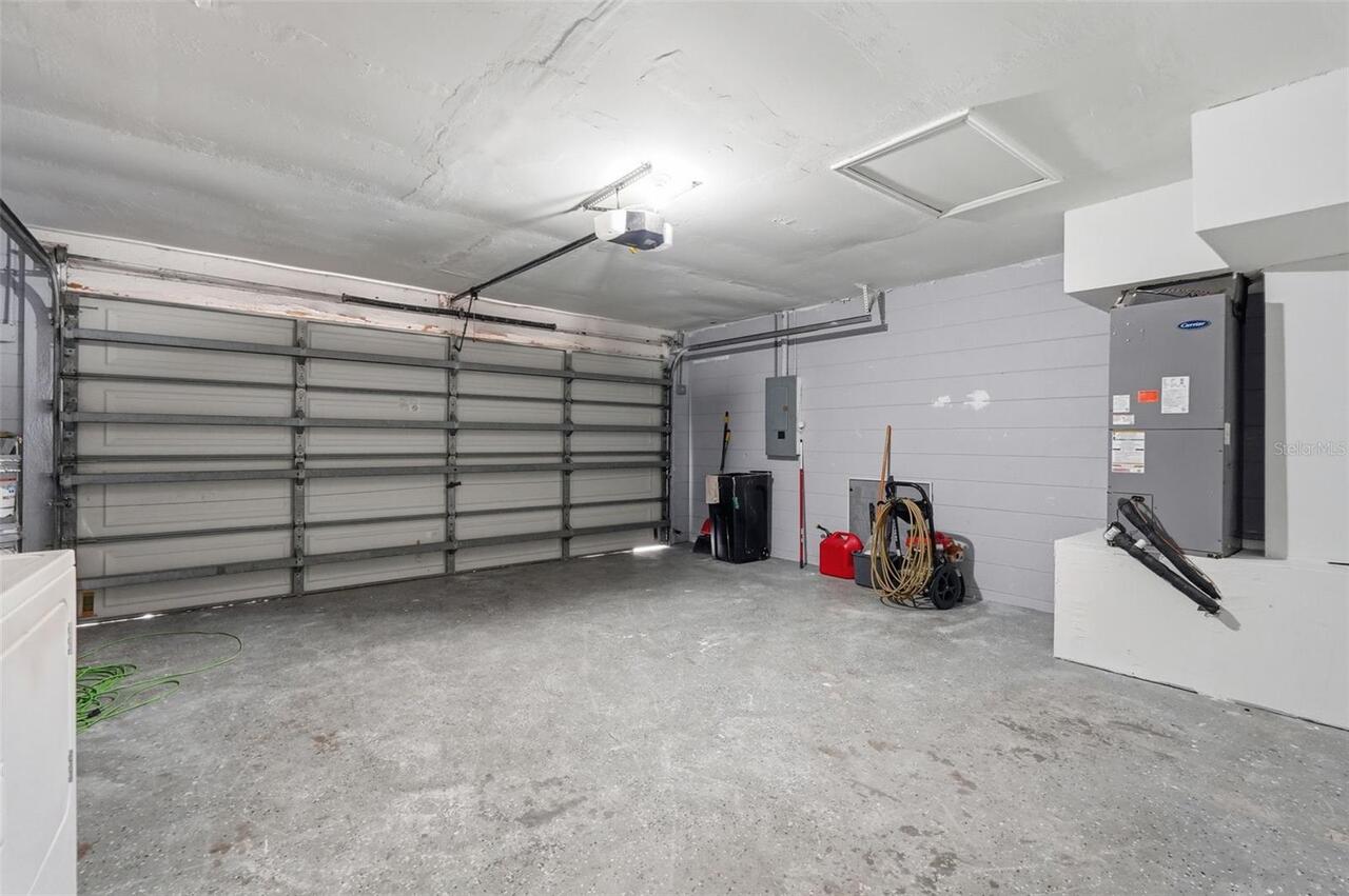 Listing Photo 16