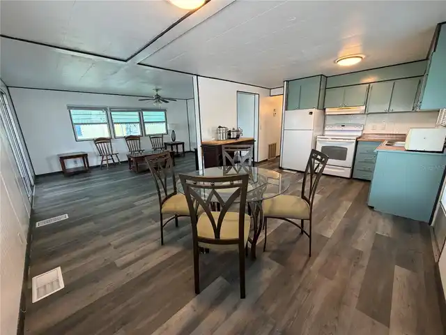 Listing Photo 7