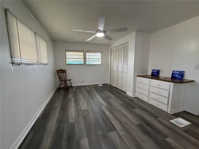 Listing Photo 22